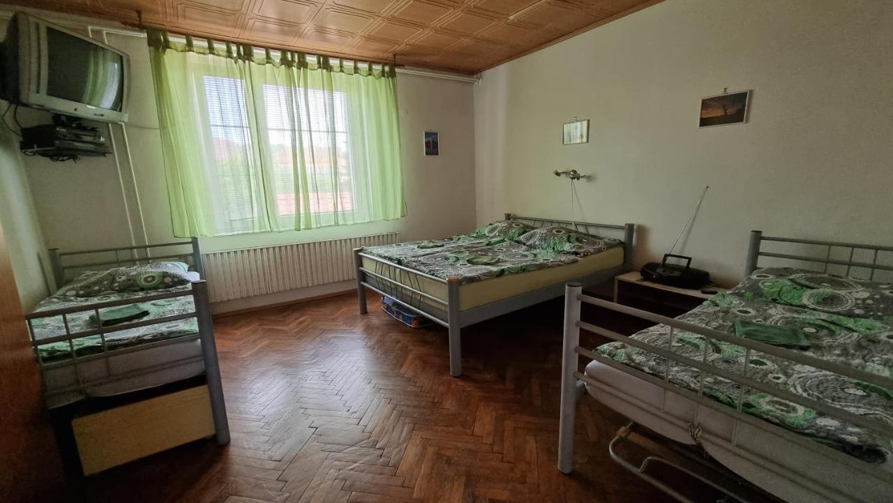 Apartman Modre Z Nebe Nemcicky  Экстерьер фото
