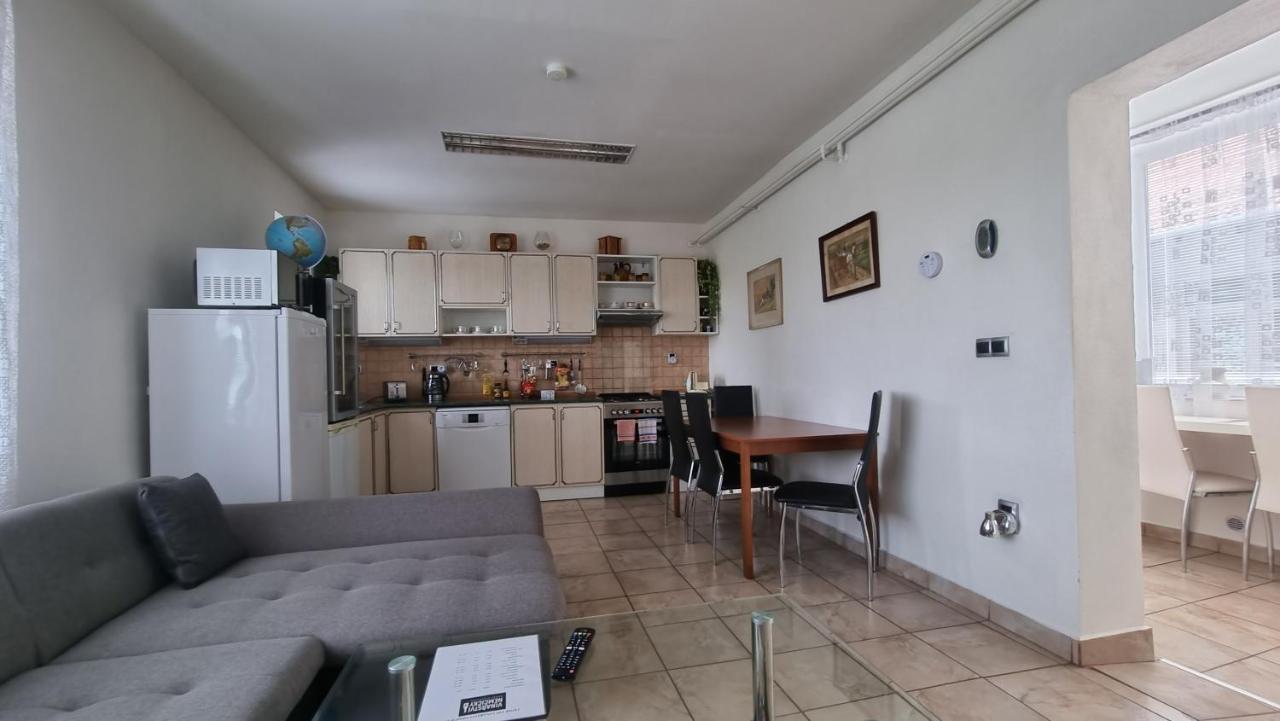 Apartman Modre Z Nebe Nemcicky  Экстерьер фото